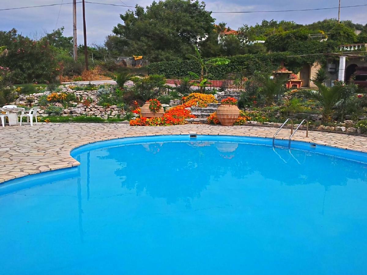 Angela Apartments Pool Gardens And Sea Views Agios Stefanos Avliotes  Exterior photo